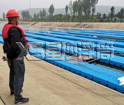 河北保定中國交建四公局跨南水北調干渠防護浮橋現(xiàn)場